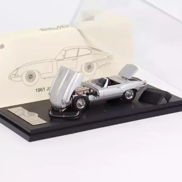 1961 Jaguar E-Type 1:64 Scale Alloy Model - Image 10