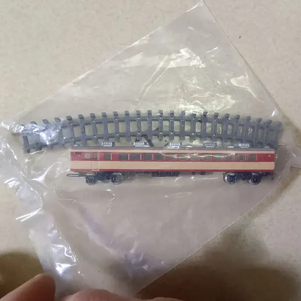 Limited Edition Z Scale Akia Train Model - Image 12