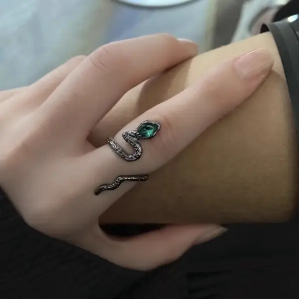 Vintage Dark Dragon Punk Ring for Adults - Image 9
