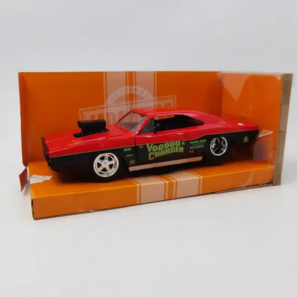 1970 Charger RT 1:24 Diecast Car Model - Image 4