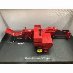 1:32 Scale Forage Baler Tractor Model 5239