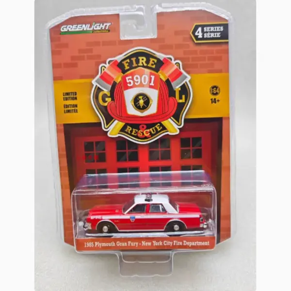 1:64 Scale Plymouth Gran Fury Fire Truck Model - Image 2