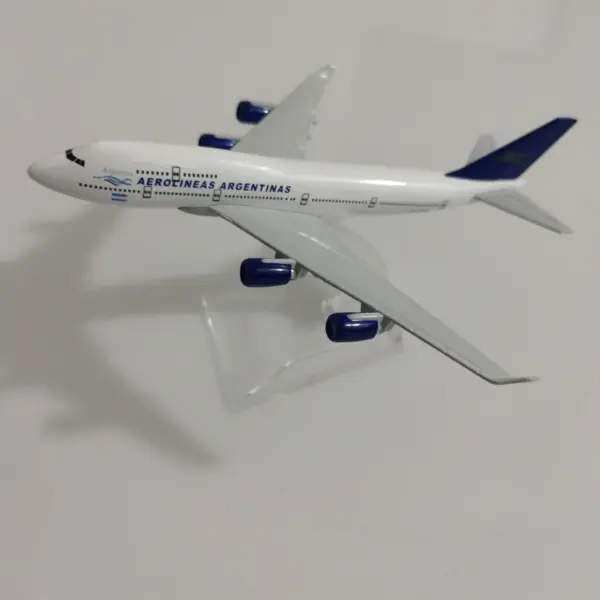 Siberia S7 Airbus A320 Diecast Model 1:400 - Image 41