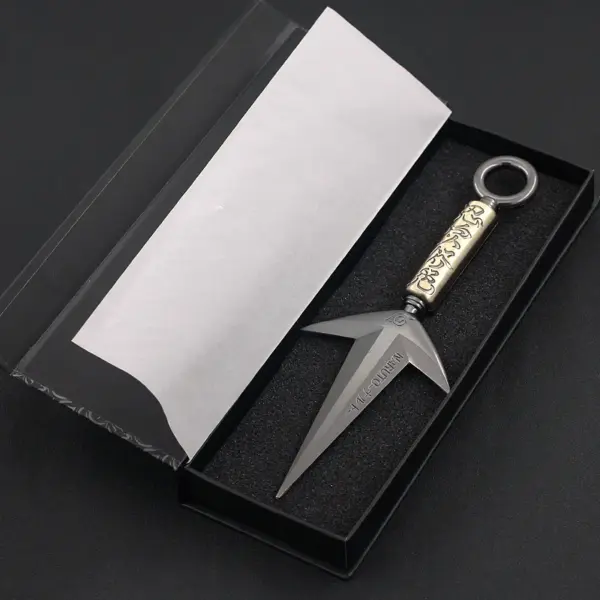 Naruto 9-inch Metal Kunai Weapon Replica - Image 9
