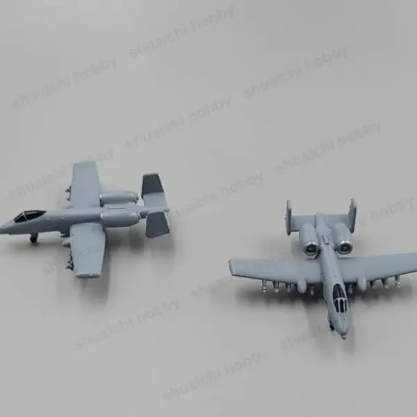 2PCS A-10 Warthog Model Aircraft 1/350 Scale - Image 2