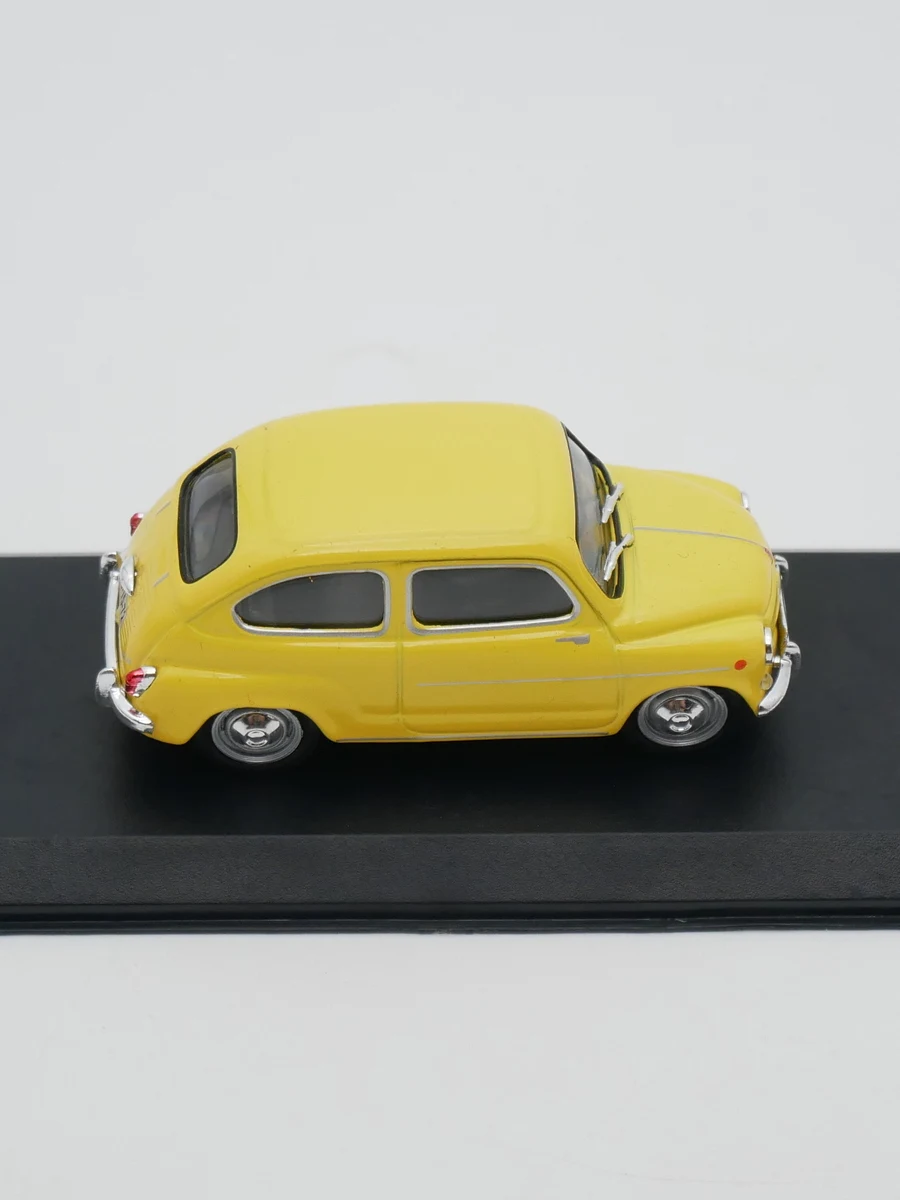 IXO 1:43 Fiat 600 Diecast Car Model 5 IXO 1:43 Fiat 600 Diecast Car Model - Image 5