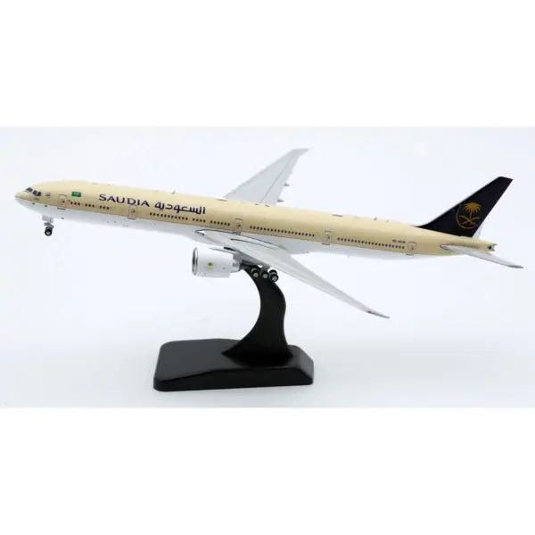 Saudi Arabian Airlines Boeing 777-300ER Diecast Model - Image 2
