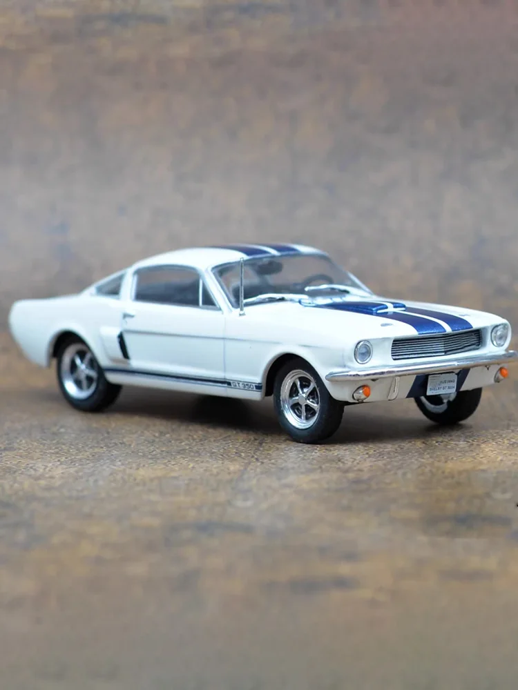 Diecast 1:43 IXO Shelby GT 350H 1965 Model 6 Diecast 1:43 IXO Shelby GT 350H 1965 Model - Image 6