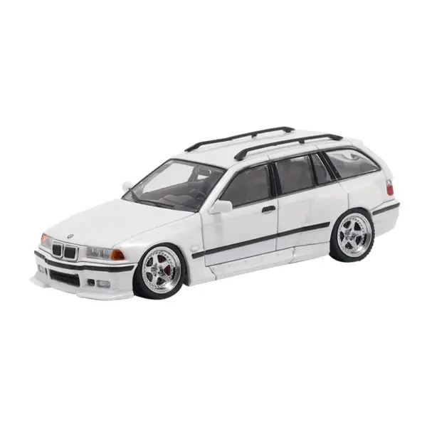 BMW 3 Series E36 Wagon Diecast Model 1:64 - Image 5