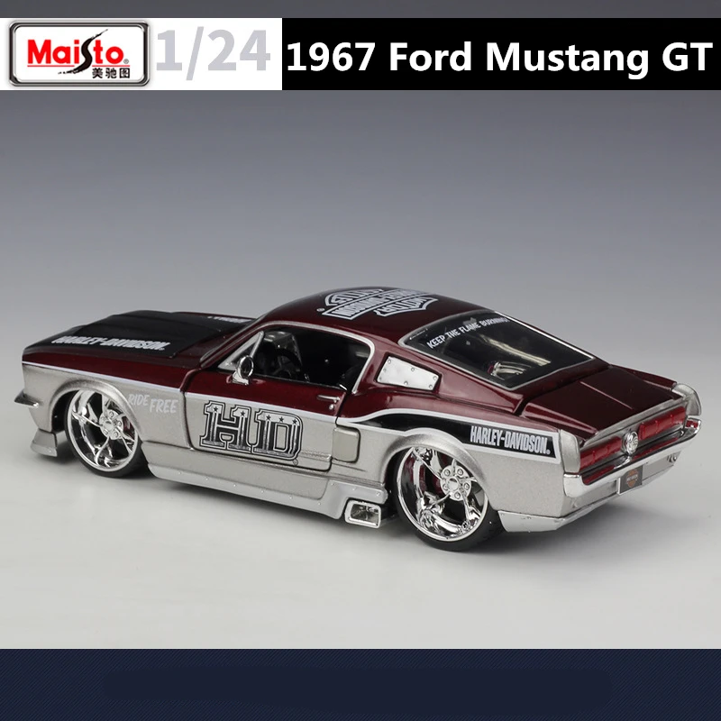 Maisto 1:24 1967 Ford Mustang GT Model Car 5 Maisto 1:24 1967 Ford Mustang GT Model Car - Image 5