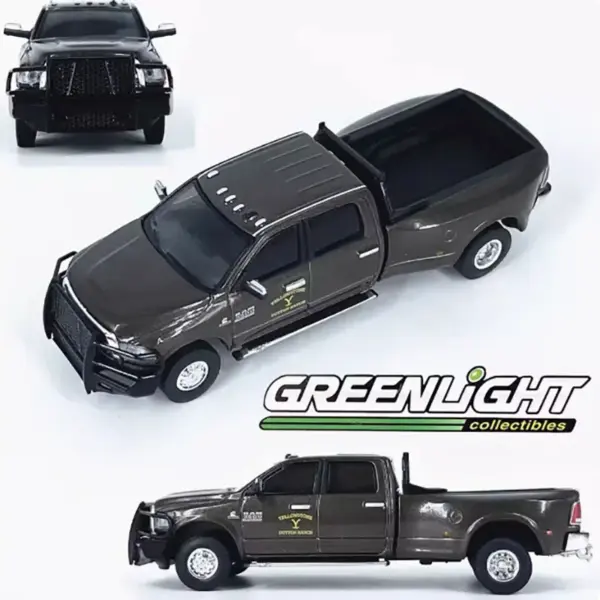 1:64 Scale 2017 RAM 3500 Alloy Model Car - Image 2