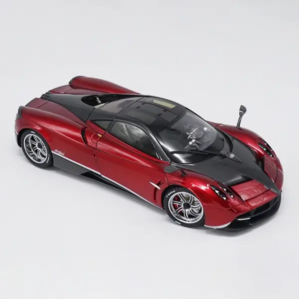 1:18 Scale Diecast Pagani Huayra Model Car - Image 4