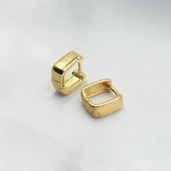 Smooth Metal Chunky Hoop Earrings 72mm x 45mm - Image 17