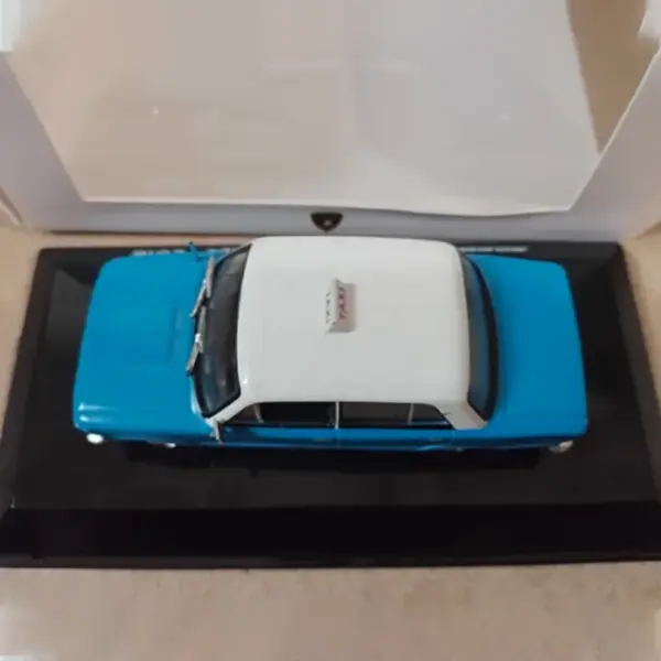 LADA Taxi 1/43 Scale Diecast Model with Flaws - Image 3