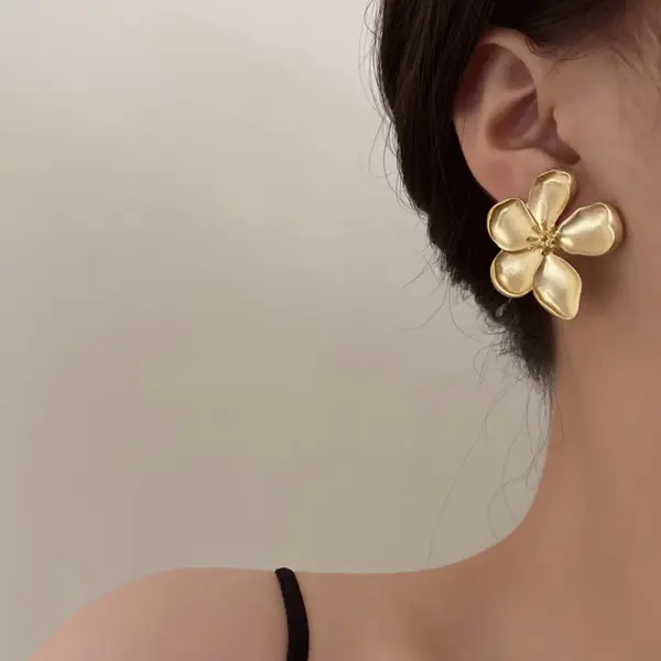 Big Red Flower Stud Earrings for Women - Image 2