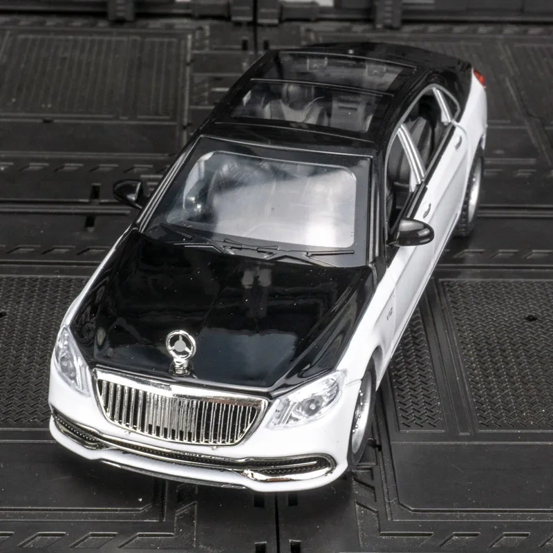 1/32 Mercedes Benz Maybach S650 Diecast Model 3 1/32 Mercedes Benz Maybach S650 Diecast Model - Image 3