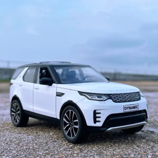 1/24 Rover Evoque R-Dynamic Alloy Model Car - Image 2