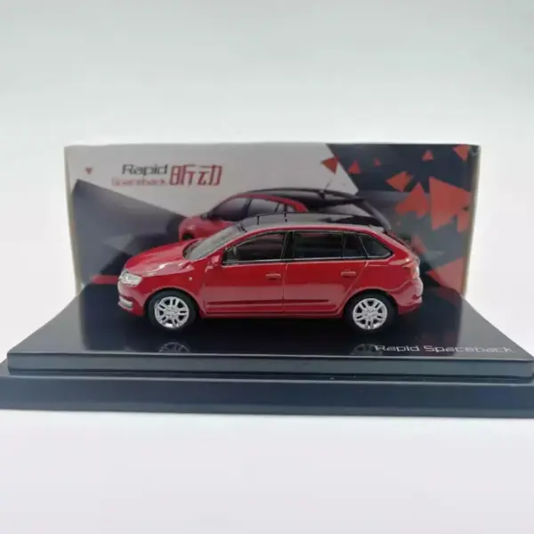 1/64 Scale Skoda Rapid Spaceback Model Car - Image 3