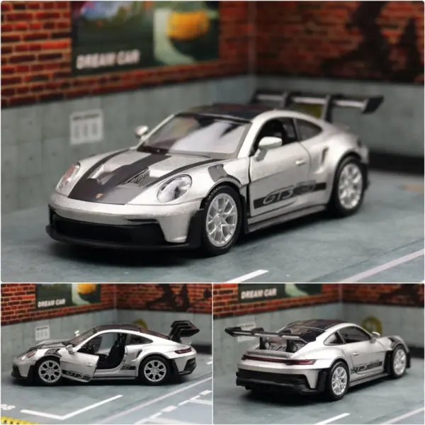 1:36 Porsche 911 992 GT3 RS Diecast Model - Image 11