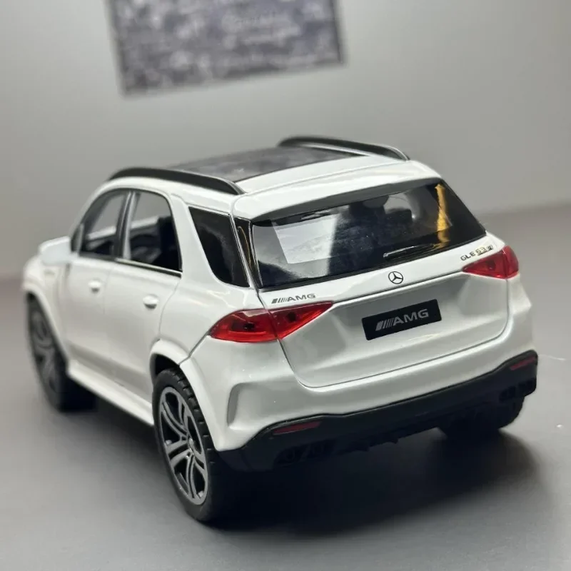 1:32 Metal Benz GLE63S Off-Road Model Car 3 1:32 Metal Benz GLE63S Off-Road Model Car - Image 3