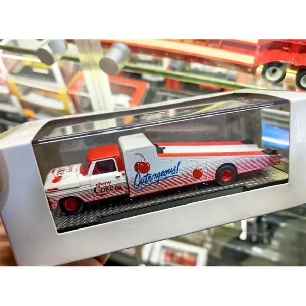 1/64 Mooneye 1973 Coke Pickup Truck Model - Image 11