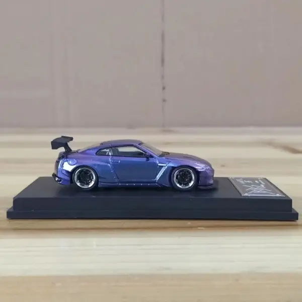 Nissan Gtr R35 Wide Body Alloy Model Car - Image 2