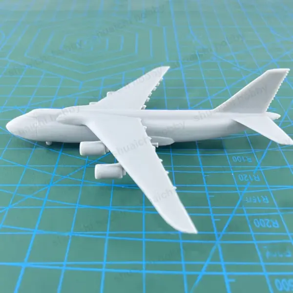 2PCS An-124 Resin Model Aircraft Set - Image 2