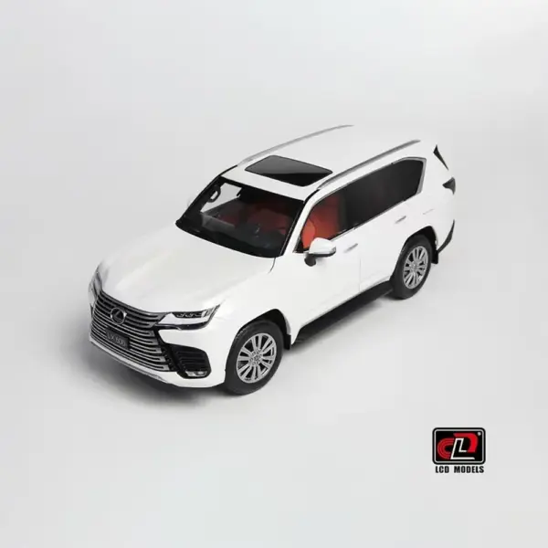 Lexus LX600 1:18 Scale Diecast Model Car - Image 6