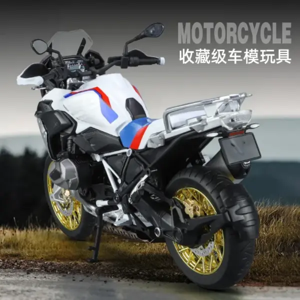 1:9 BMW R1250 GS Diecast Motorcycle Model - Image 3