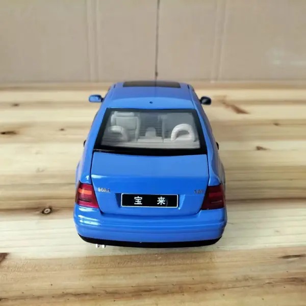 Flawed 1:18 Scale 2004 Old Bora Car Model - Image 4