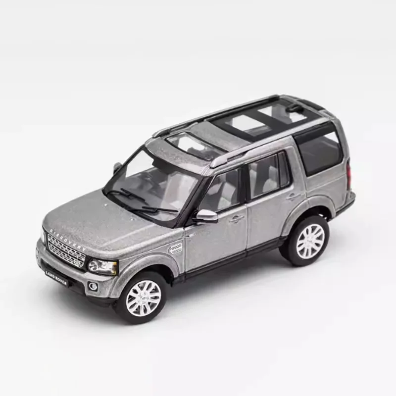 1:64 Scale Land Rover Discovery 4 Model 2 1:64 Scale Land Rover Discovery 4 Model - Image 2