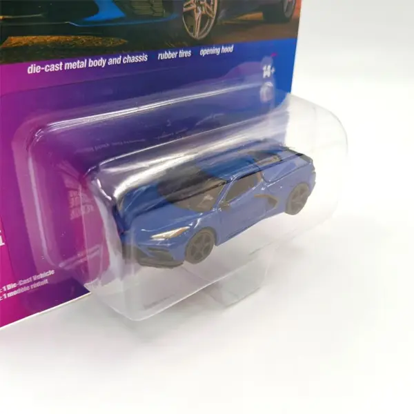 1:64 Scale 2022 Chevy Corvette Diecast Model - Image 5