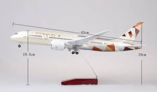1/150 Scale Etihad B787 Dreamliner Model Airplane - Image 6