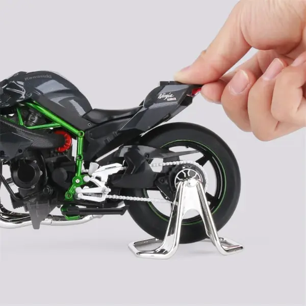 1/9 KAWASAKI H2R Alloy Motorcycle Model - Image 6