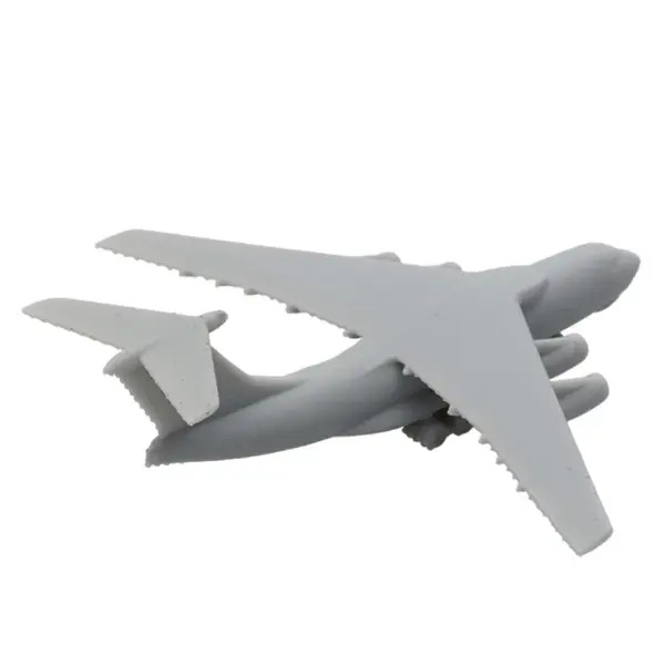 Russian IL-76 Candid Transport Aircraft Model - Image 7