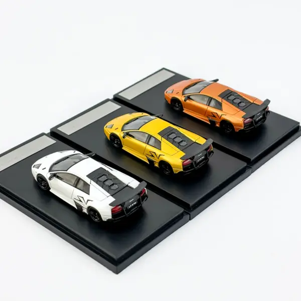 HRM 1:64 Scale Diecast Lamborghini LP670 SV Supercar - Image 4