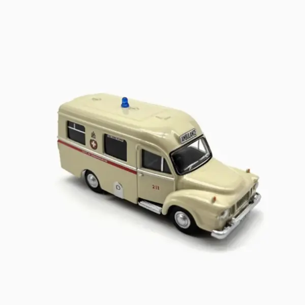 1:76 Scale Birmingham Bedford J1 Ambulance Model - Image 5