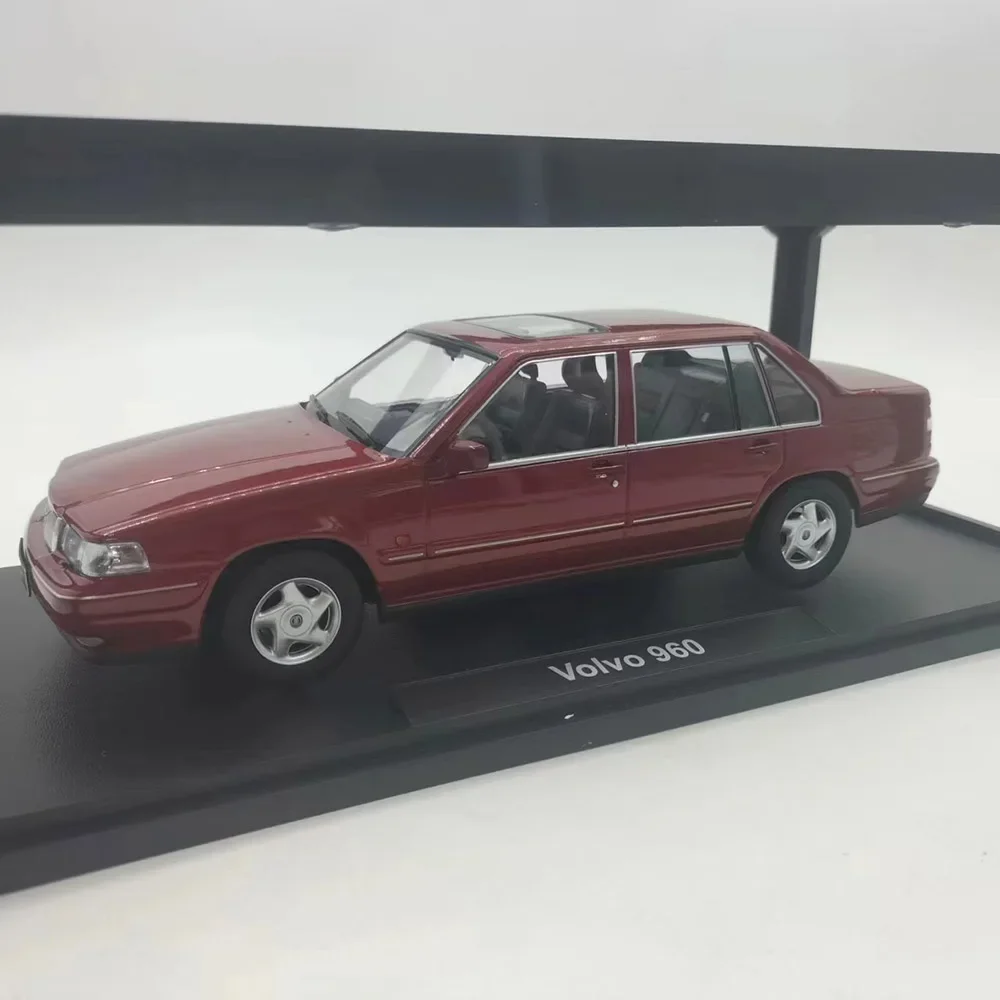 1996 Volvo 960 Diecast Car Model with Flaws 2 1996 Volvo 960 Diecast Car Model with Flaws - Image 2