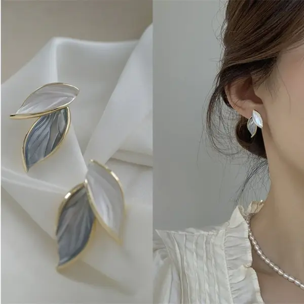 Trendy Acrylic Hoop Earrings for Women - Image 8