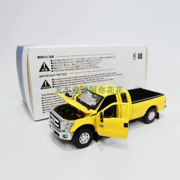 Diecast 1:64 Scale F-250 Pickup Model - Image 5
