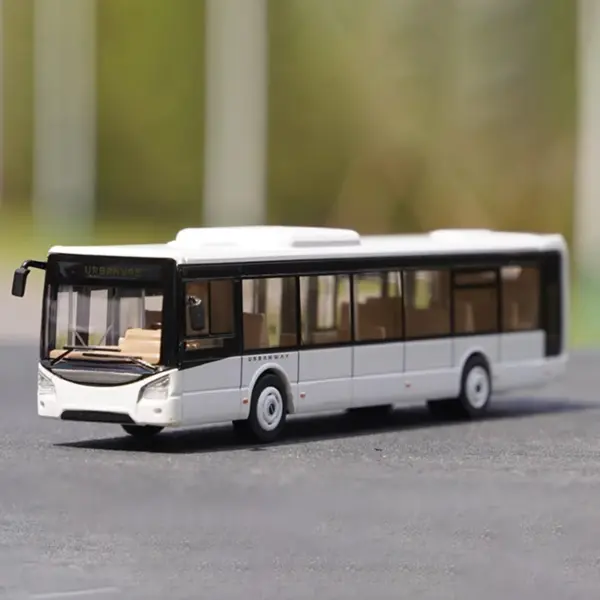 1:87 Scale CROSSWAY URBANWAY Bus Model - Image 5