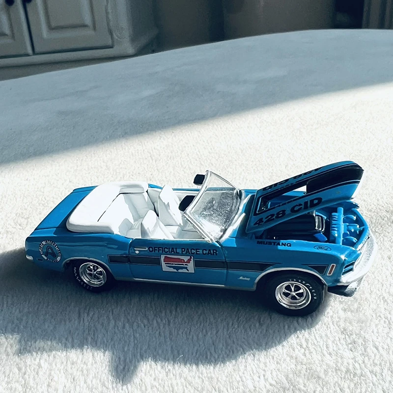 1:64 Scale 1970 Ford Mustang Diecast Model 3 1:64 Scale 1970 Ford Mustang Diecast Model - Image 3