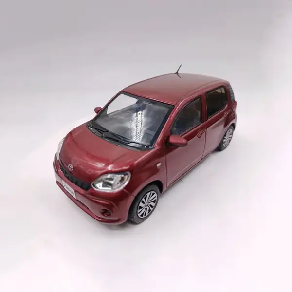 1:30 Scale Passo Alloy Hatchback Model Car - Image 9