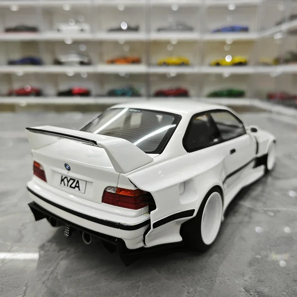 Resin BMW E36 KHYZYL SALEEM Model 1:18 Scale 3 Resin BMW E36 KHYZYL SALEEM Model 1:18 Scale - Image 3