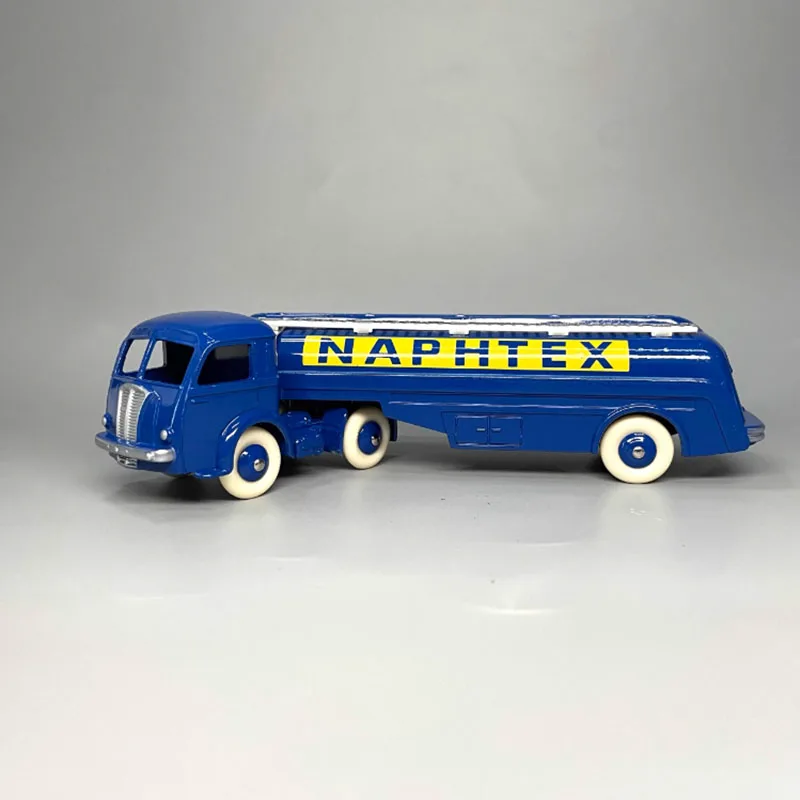 1:43 Diecast Panhard Truck Model Collectible 3 1:43 Diecast Panhard Truck Model Collectible - Image 3