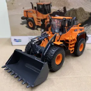 1:40 Scale DOOSAN DL420A Diecast Loader Model