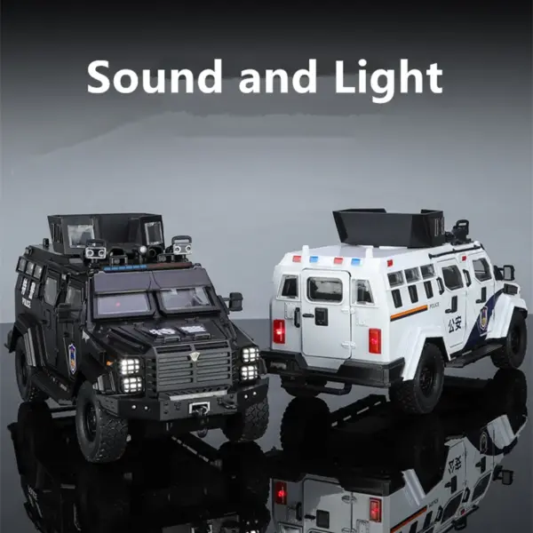 1:24 Alloy Tiger Armored Car Model - Image 2