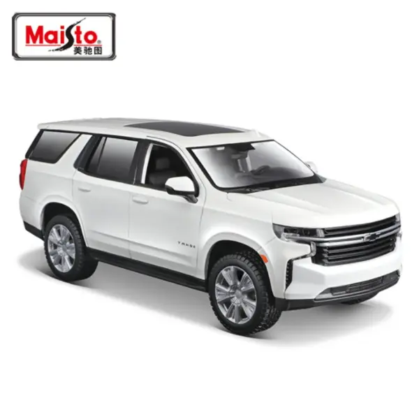 Maisto 1:24 Chevrolet Tahoe Diecast Model Car - Image 7