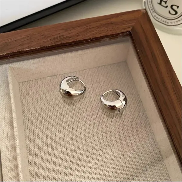 Smooth Metal Chunky Hoop Earrings 72mm x 45mm - Image 10