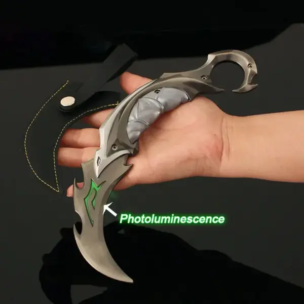 Valorant Luminous Reaver Karambit Replica 22cm - Image 11